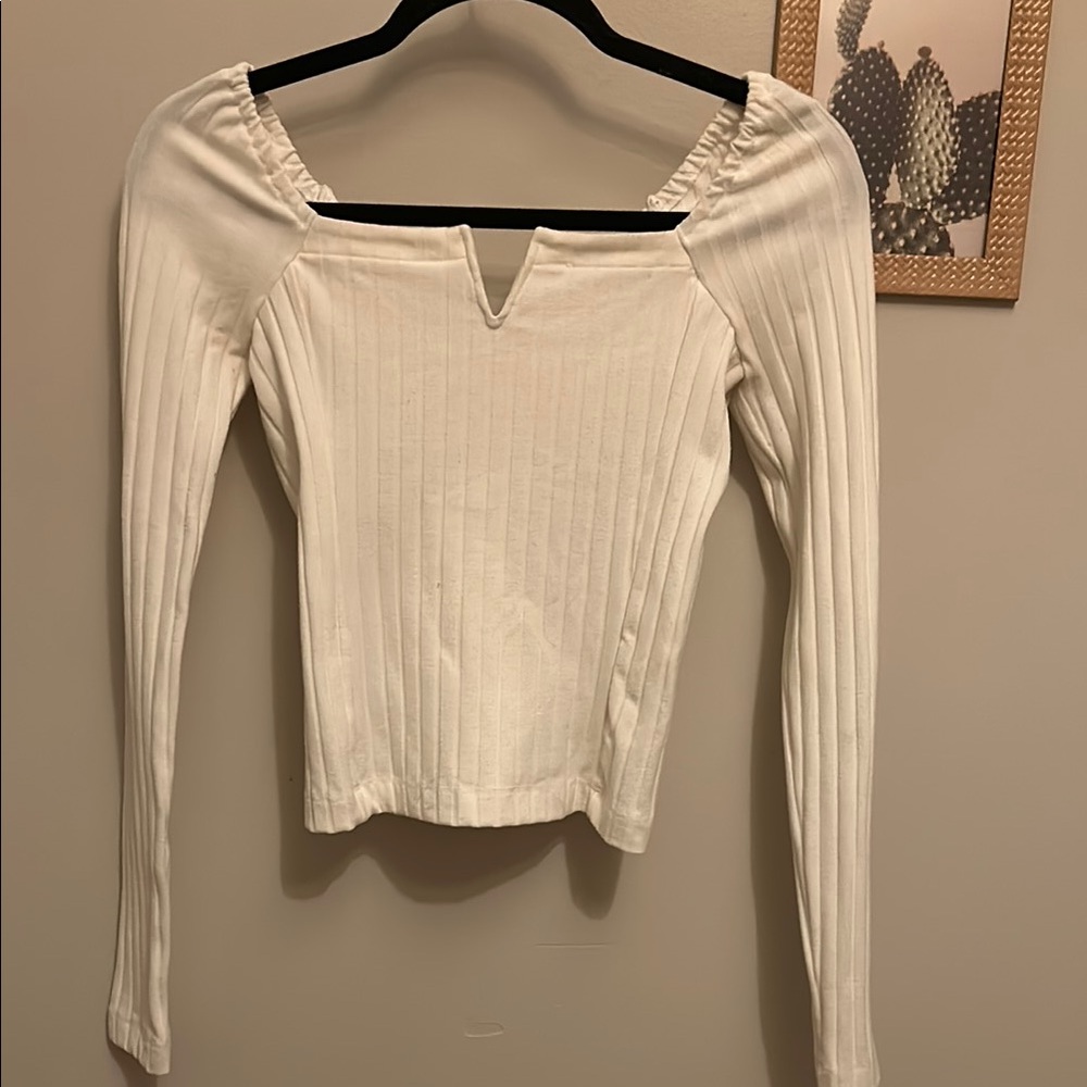 Elegant White Ribbed Women's Top
